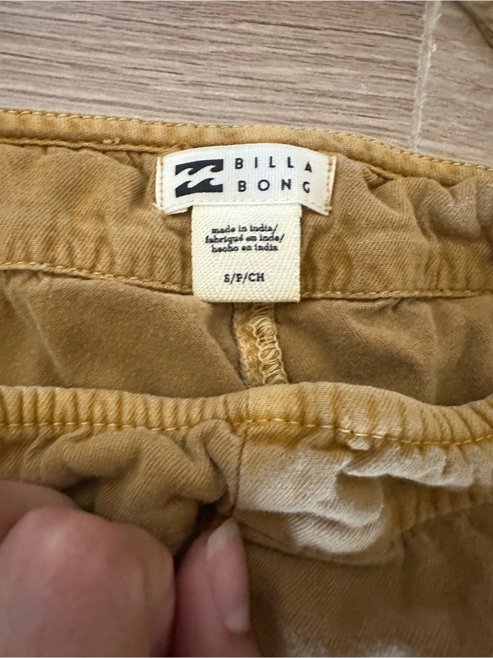 Billabong Mustard Yellow Elastic Waist Shorts - Picture 3 of 4